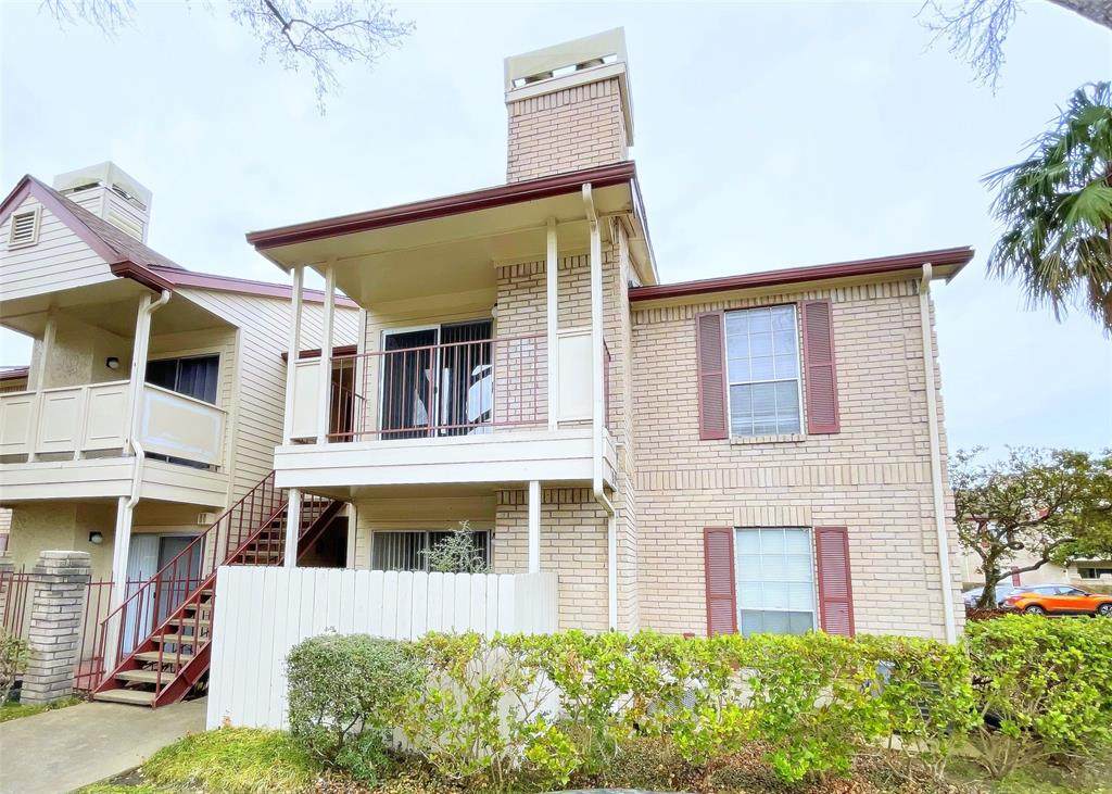 2120 El Paseo Street - Photo 1