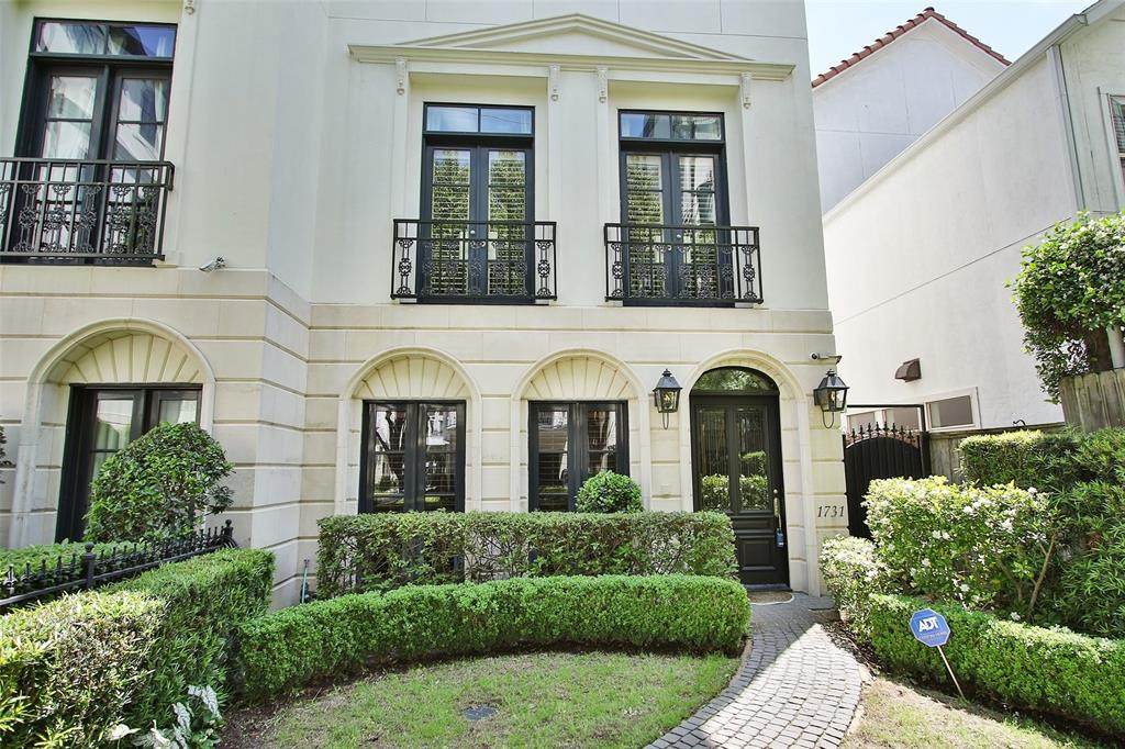 1731 Sunset Boulevard - Photo 1
