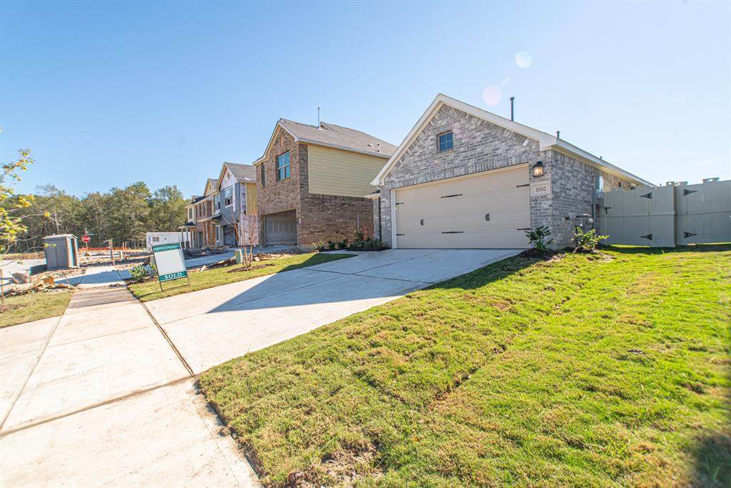 10562 Preserve Way - Photo 1