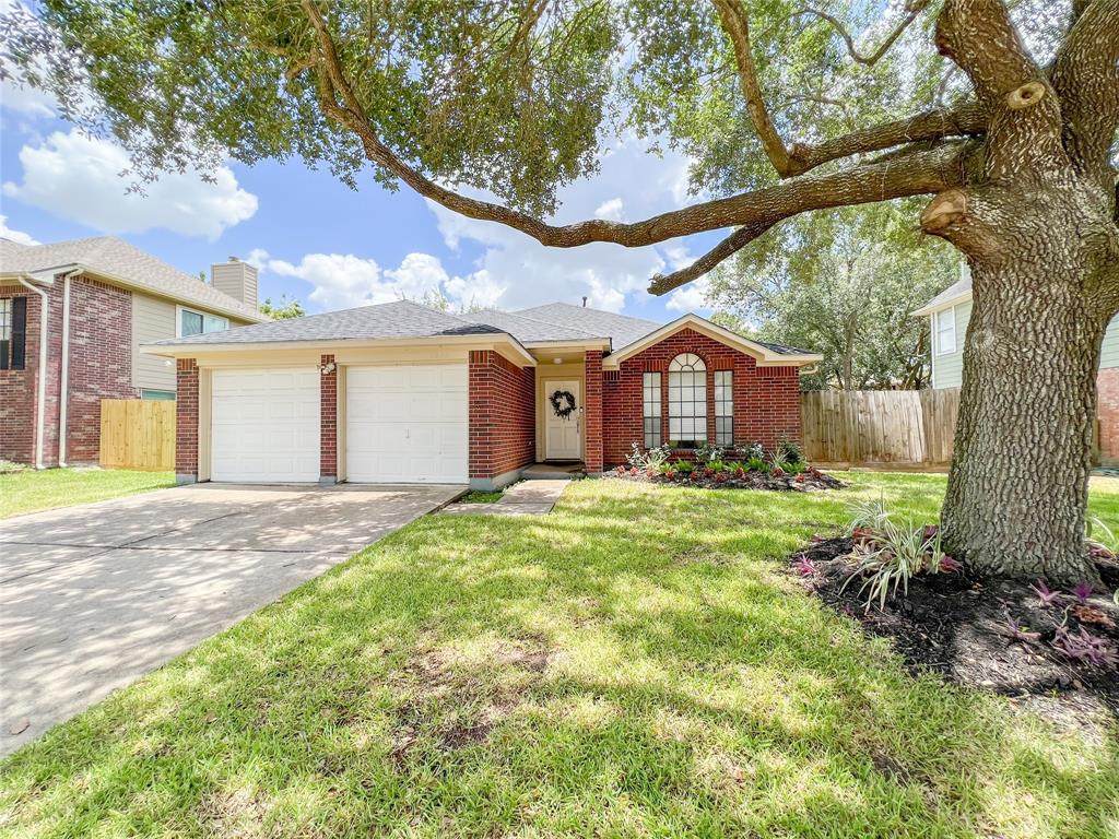 1035 Wentworth Drive - Photo 1