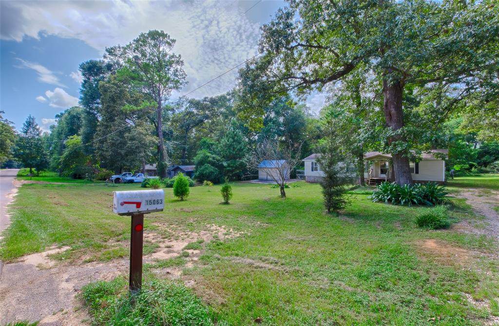 15063 Dogwood Lane - Photo 1