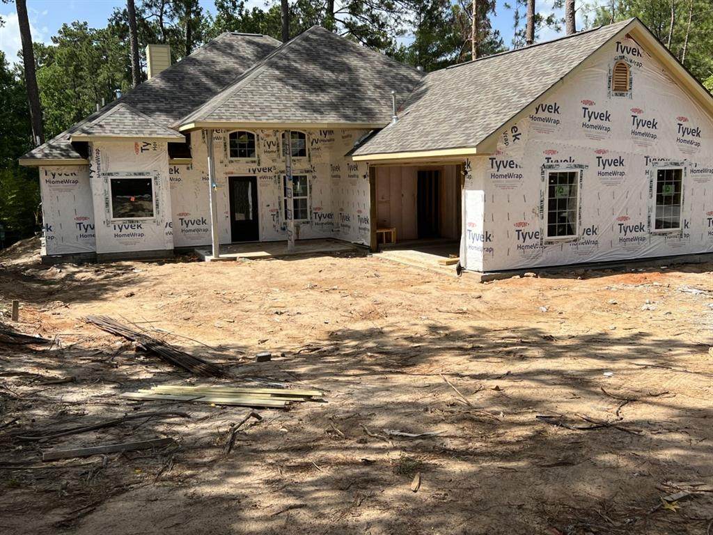 1400 River Oaks Drive - Photo 1