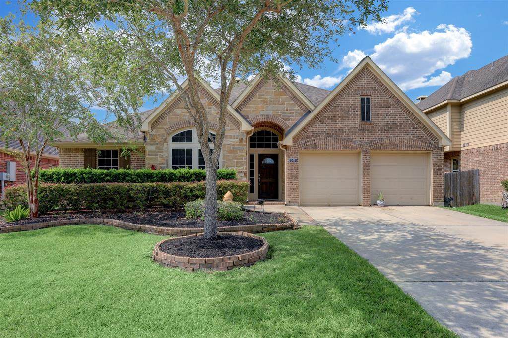 548 Kirkham - Photo 1