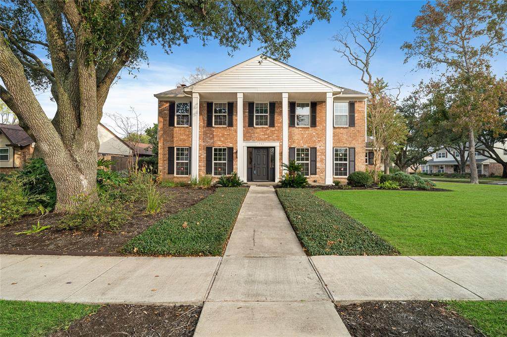 1547 Wood Lodge Drive - Photo 1