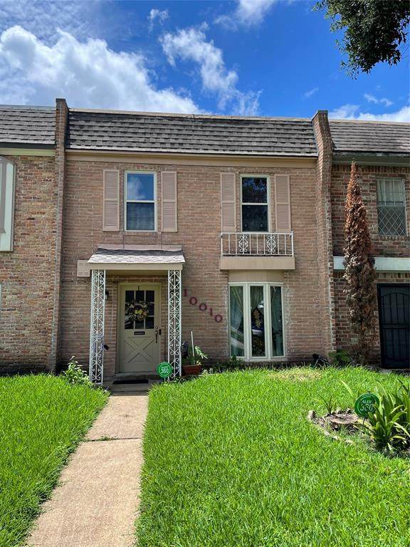 10010 Bob White Drive - Photo 1