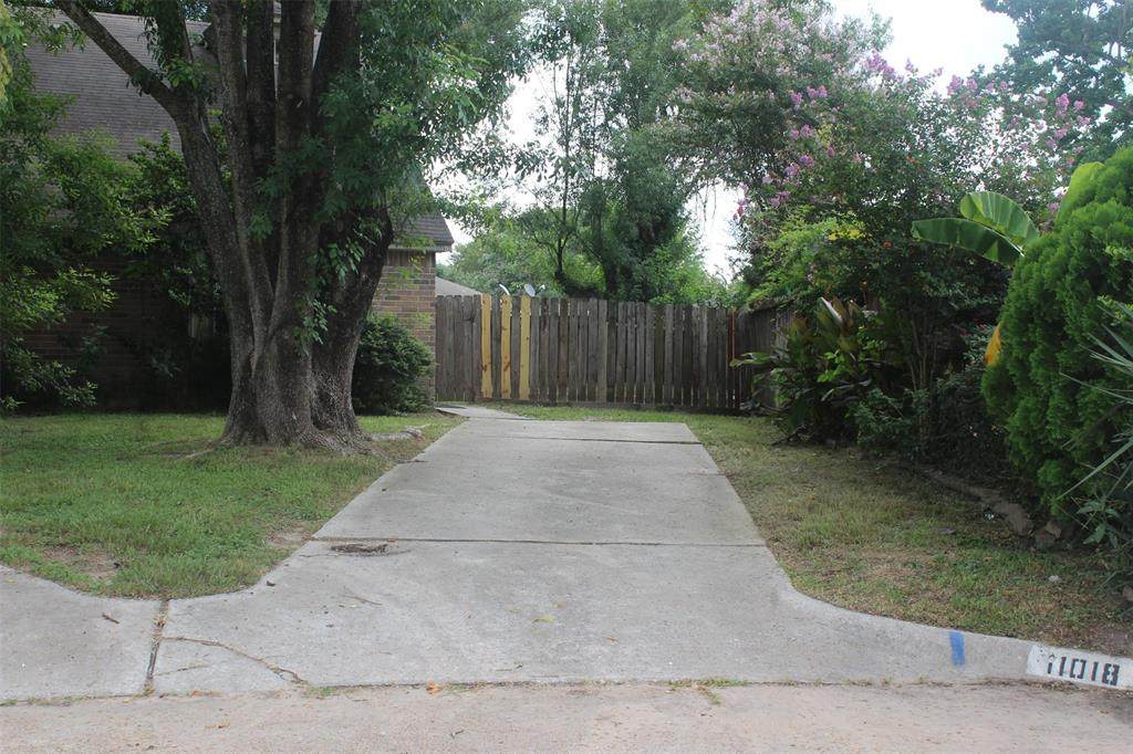 11018 Sprangletop Court - Photo 1