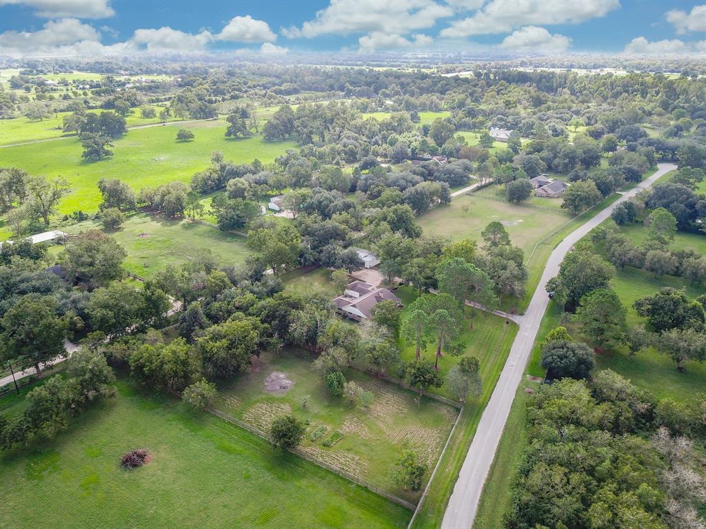 1406 Windsong Lane - Photo 1