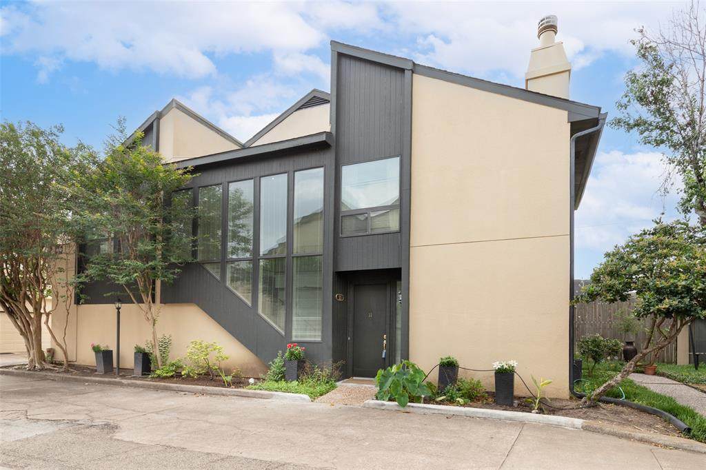 1116 Bering Drive - Photo 1