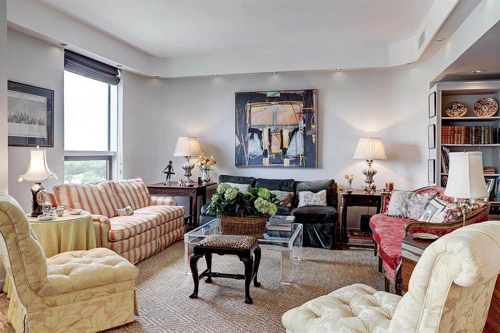 5100 San Felipe - Photo 1