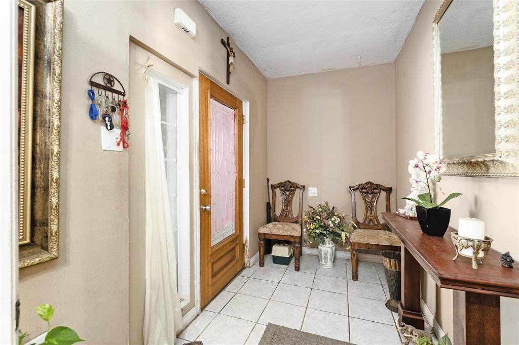 804 Pearl Street - Photo 1