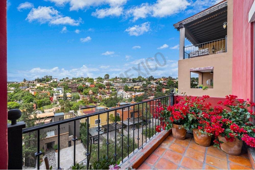 226 Cerrada Capilla De Guadalupe - Photo 1