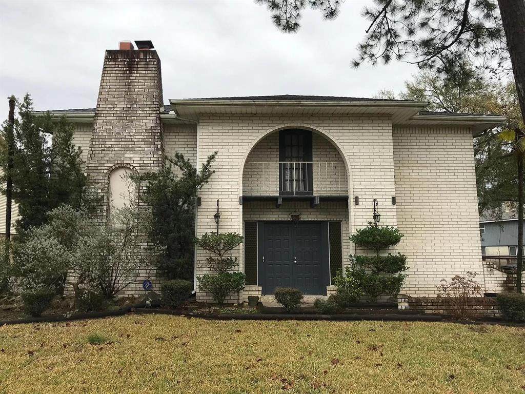 7610 Green Lawn Drive - Photo 1