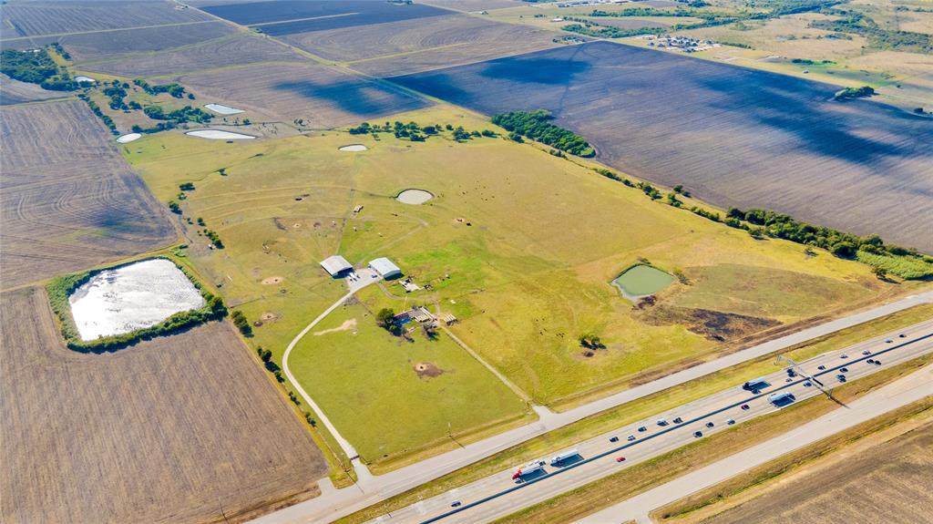 0 I-35 Serv Rd - Photo 1