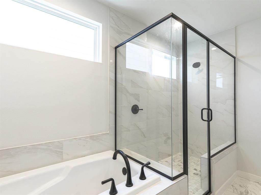1605 Patterson Street - Photo 1