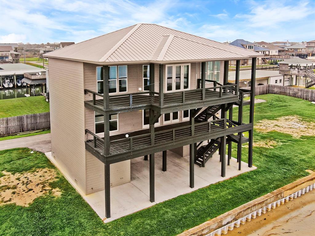 1105 Water Street - Photo 1