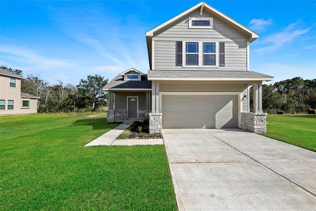 212 Bryan Way - Photo 1