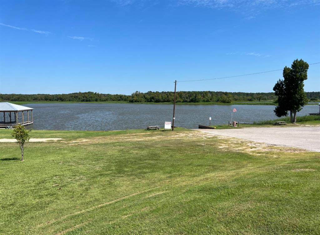 198 Holly Pond - Photo 1
