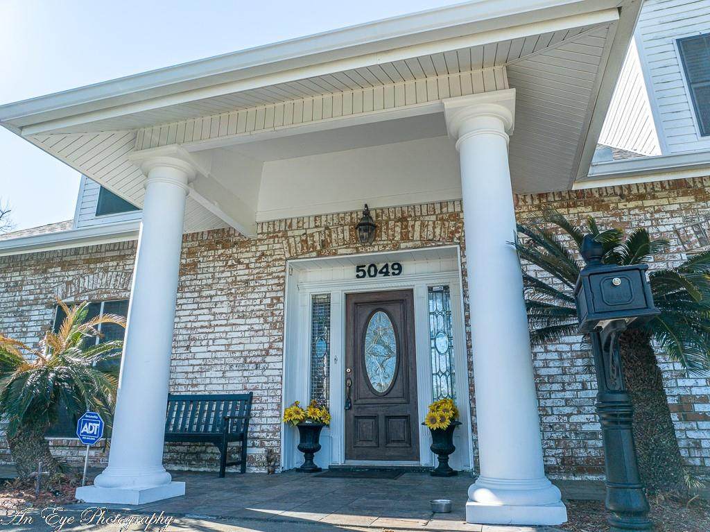 5049 Lincoln Avenue - Photo 1