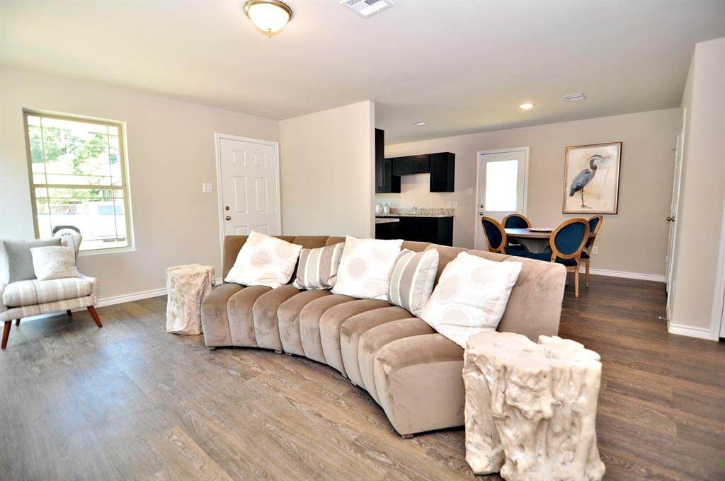 1849 Cartwright Street - Photo 1