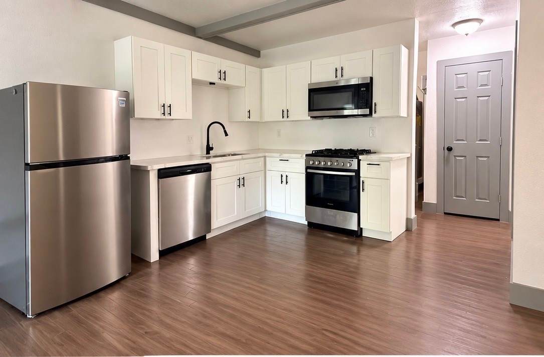 3415 Jackson Street - Photo 1