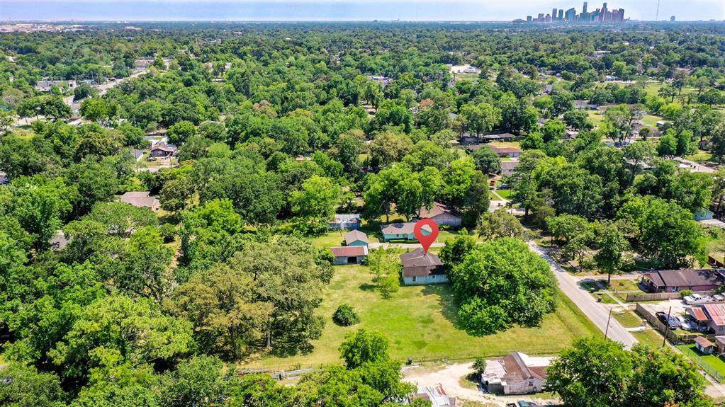 8602 Lavender Street - Photo 1