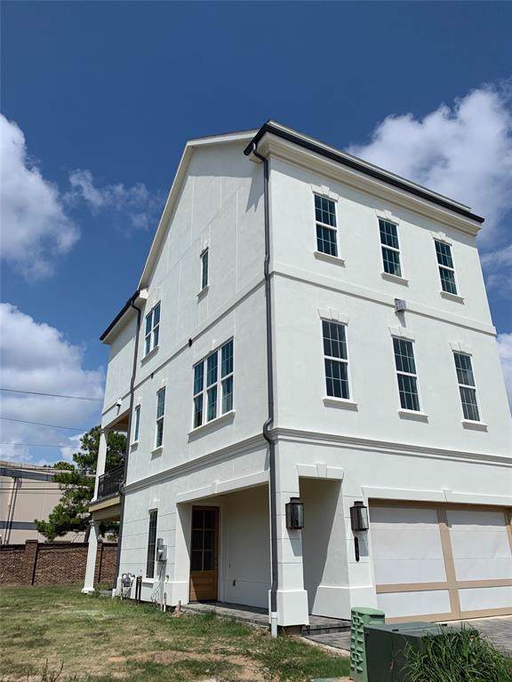 933 Dunleigh Meadows Lane - Photo 1