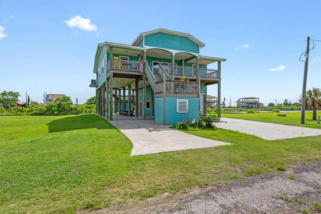 1109 Pompano Drive Drive - Photo 1