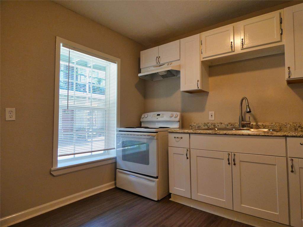1815 Isabella Street - Photo 1