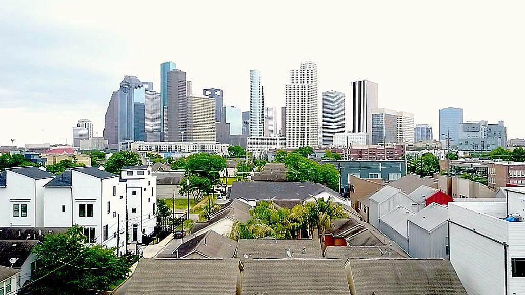 1511 Ruthven Street - Photo 1