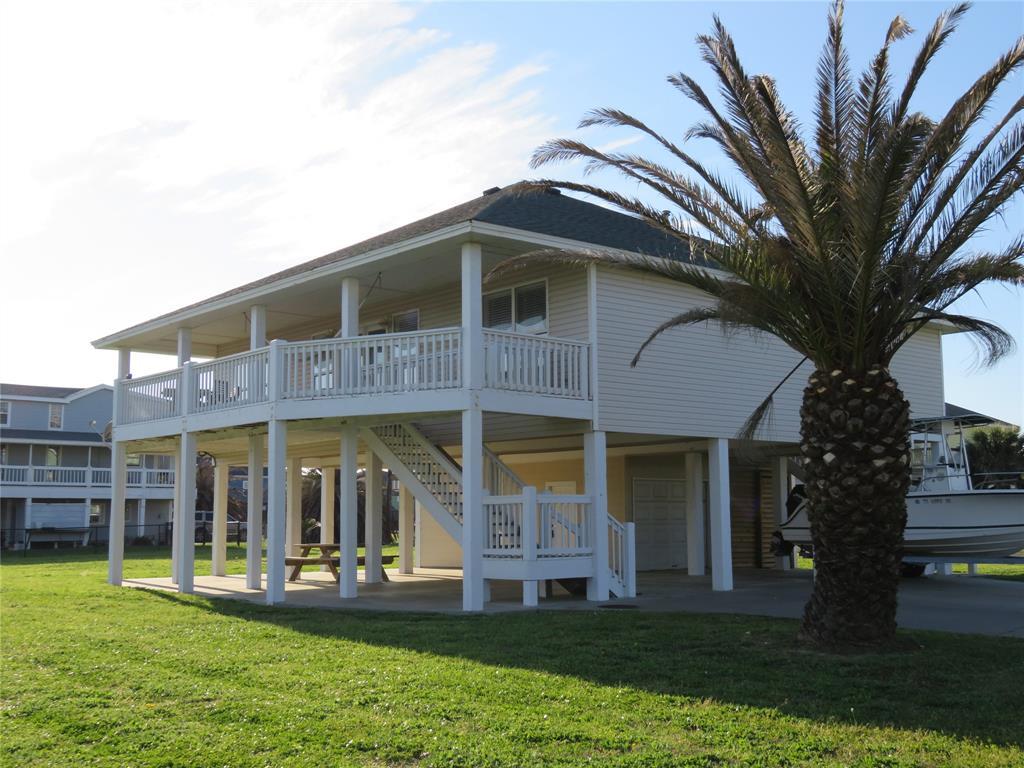 2946 Laguna Drive - Photo 1