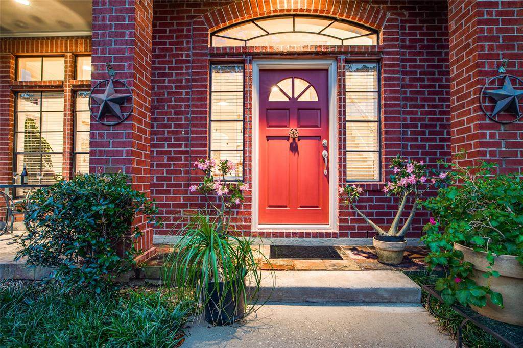 907 Colquitt Street - Photo 1