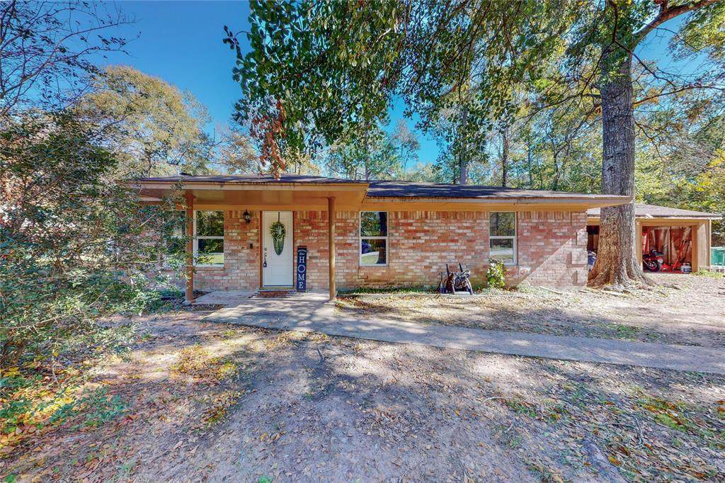 1829 Live Oak Drive - Photo 1