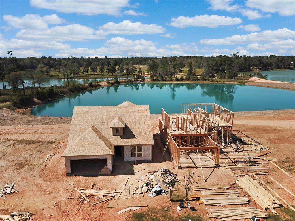 235 Shoreview Drive - Photo 1