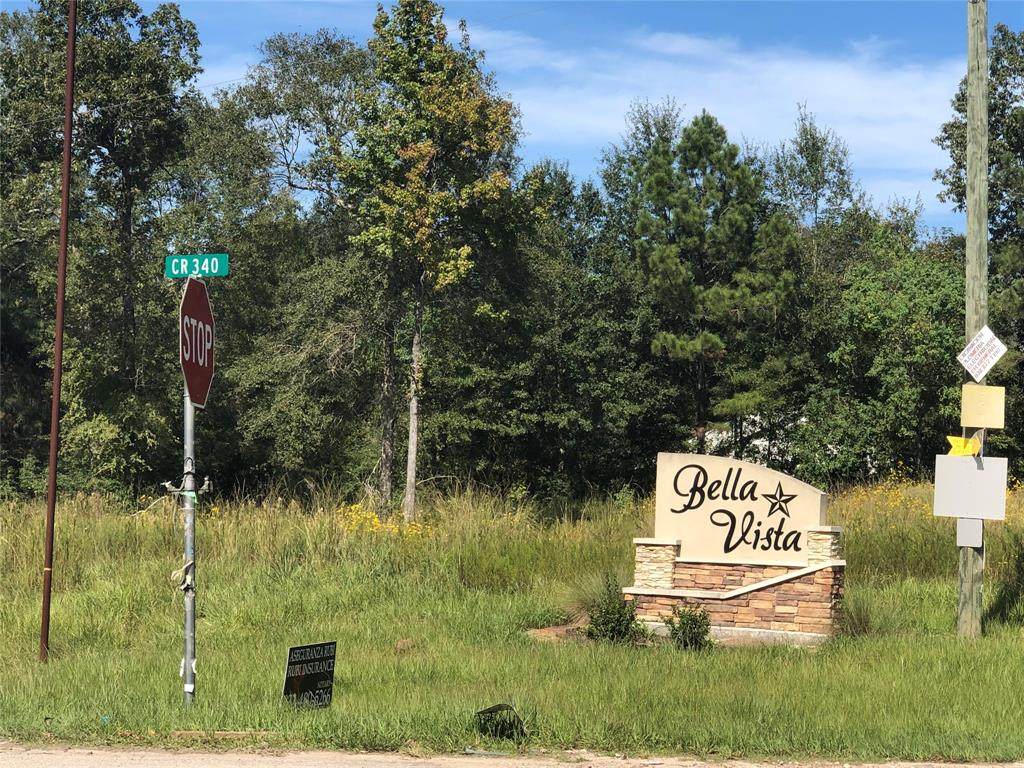 87 County Road 3402 - Photo 1
