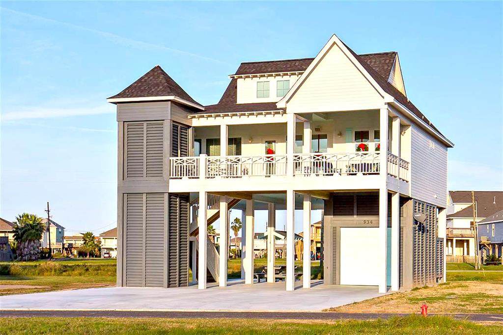 2630 Breaker Dr - Photo 1