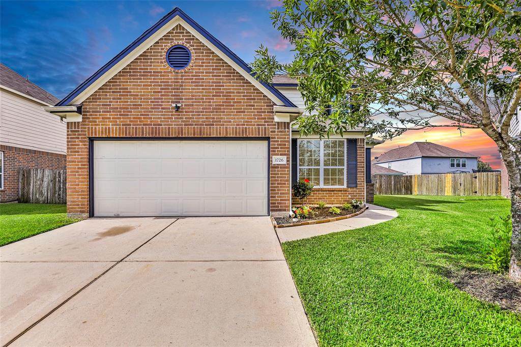 1726 Sun Point Court - Photo 1
