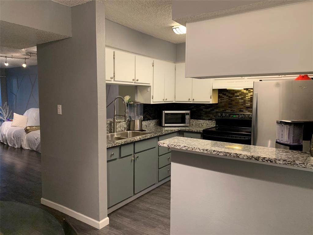 260 El Dorado Boulevard - Photo 1
