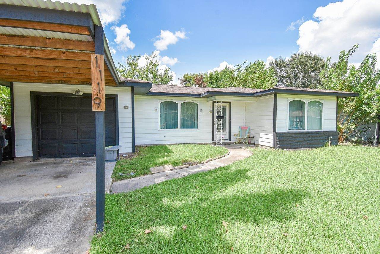 1119 Regal Street - Photo 1