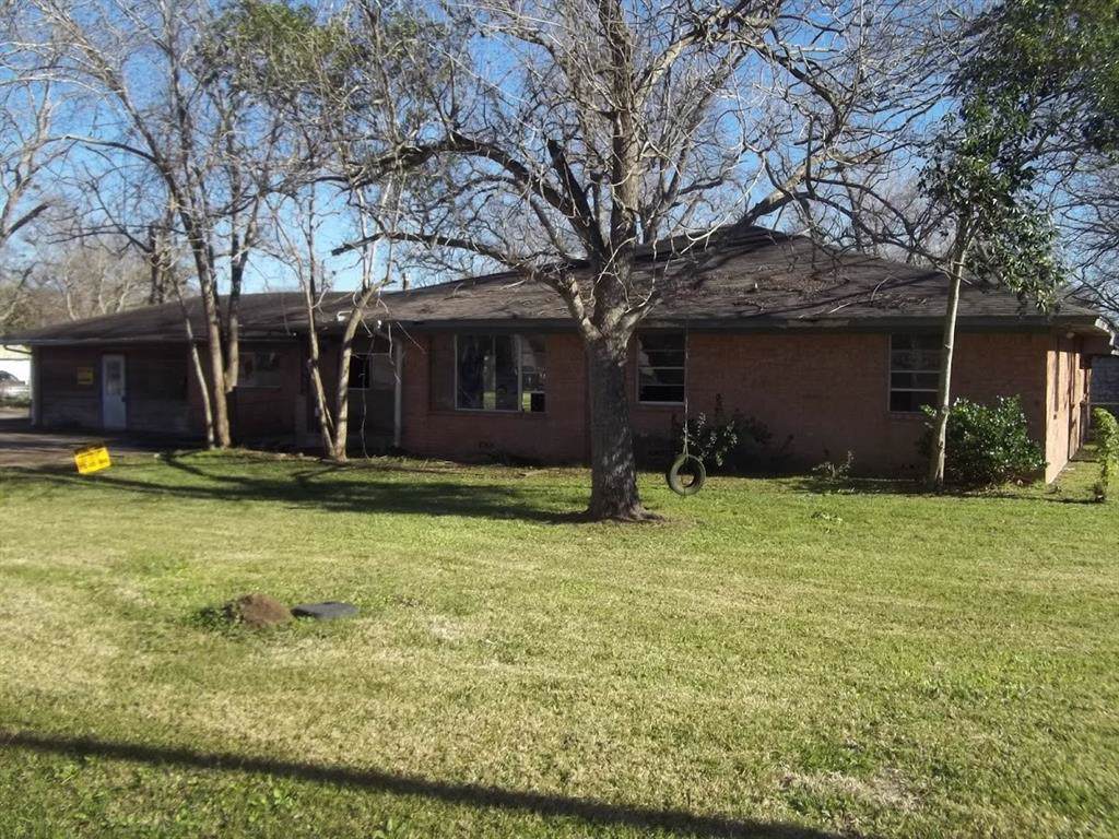 1002 Brockman Street - Photo 1