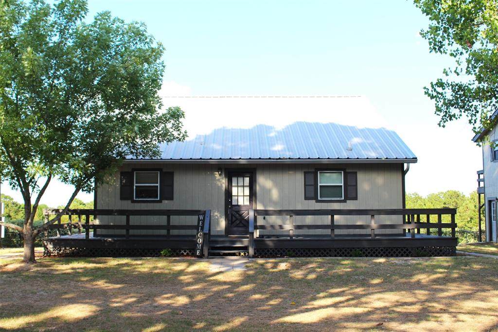 220 Private Road 6145 - Photo 1