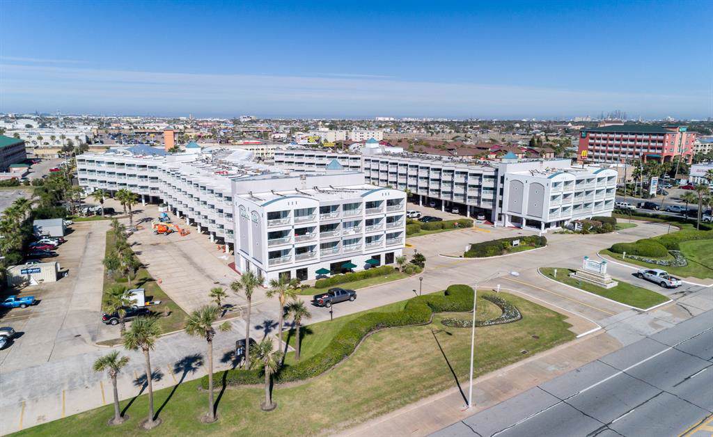 6102 Seawall Boulevard - Photo 1