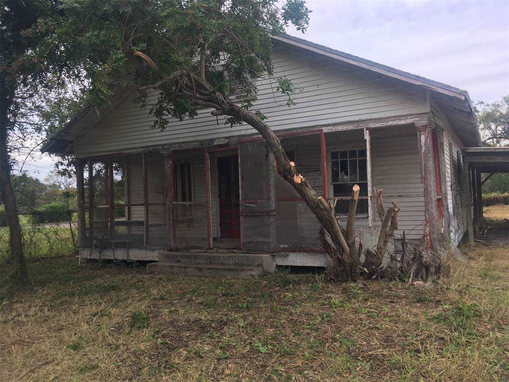 2418 Dempsey Street - Photo 1