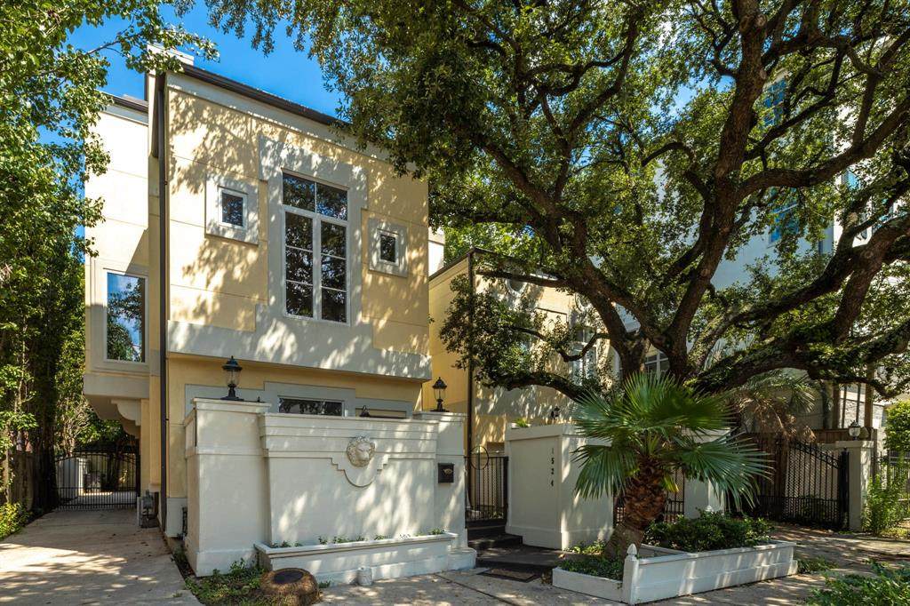 1524 Maryland - Photo 1