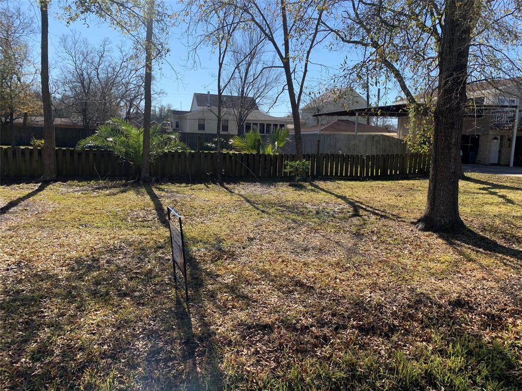 000 Seagrove Street - Photo 1