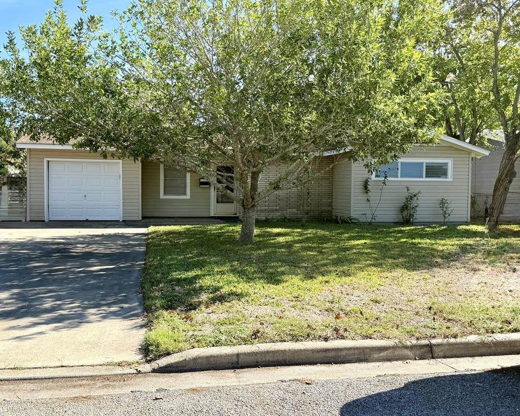 216 Burnet Street - Photo 1