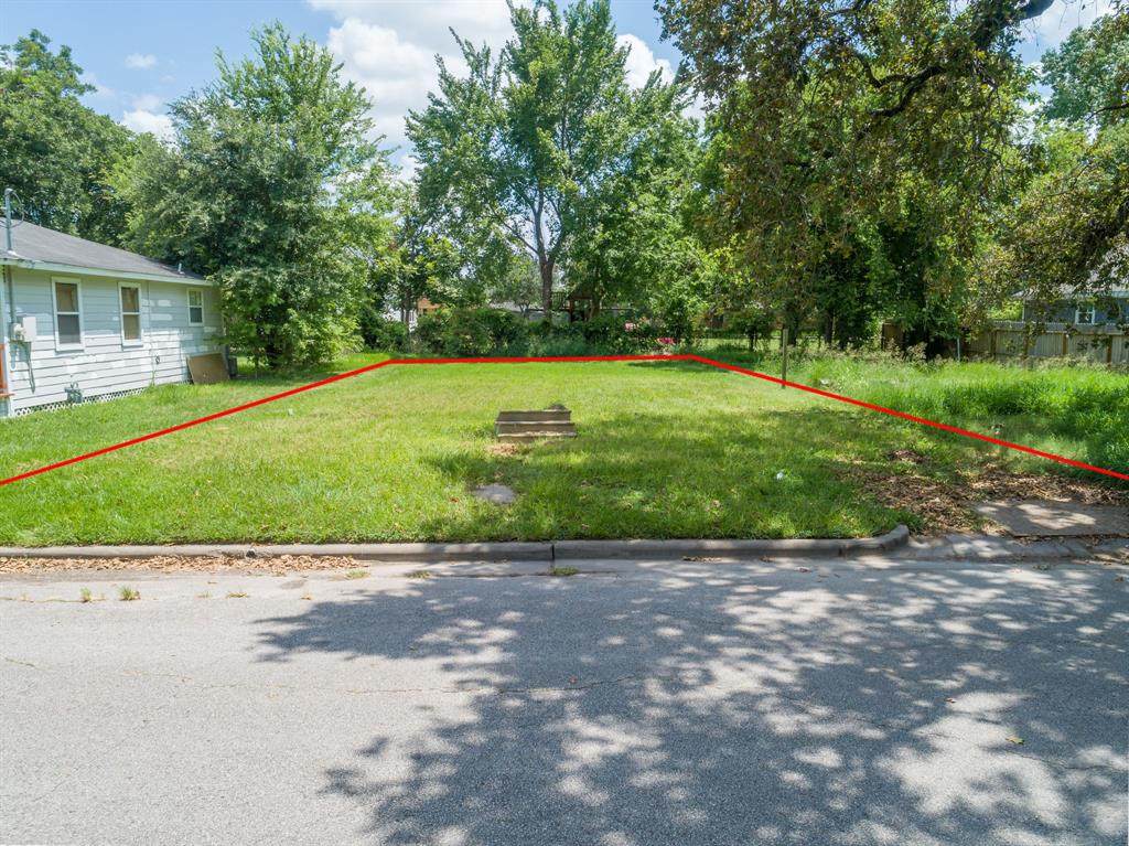 1418 34th Street - Photo 1