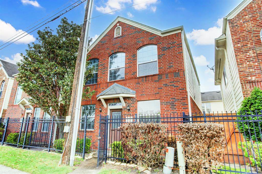 1749 Aden Drive - Photo 1