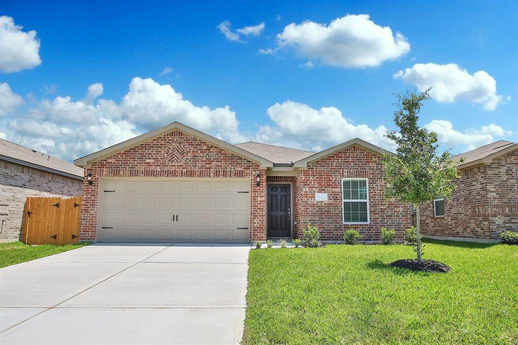 10635 Hillside Creek Drive - Photo 1