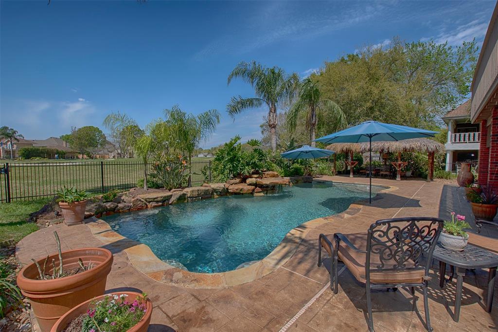 2202 Southern Hills Drive - Photo 1