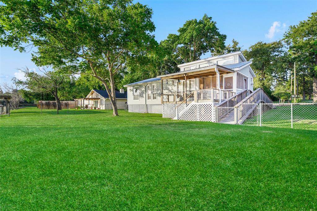 335 Harbor Addition Drive - Photo 1